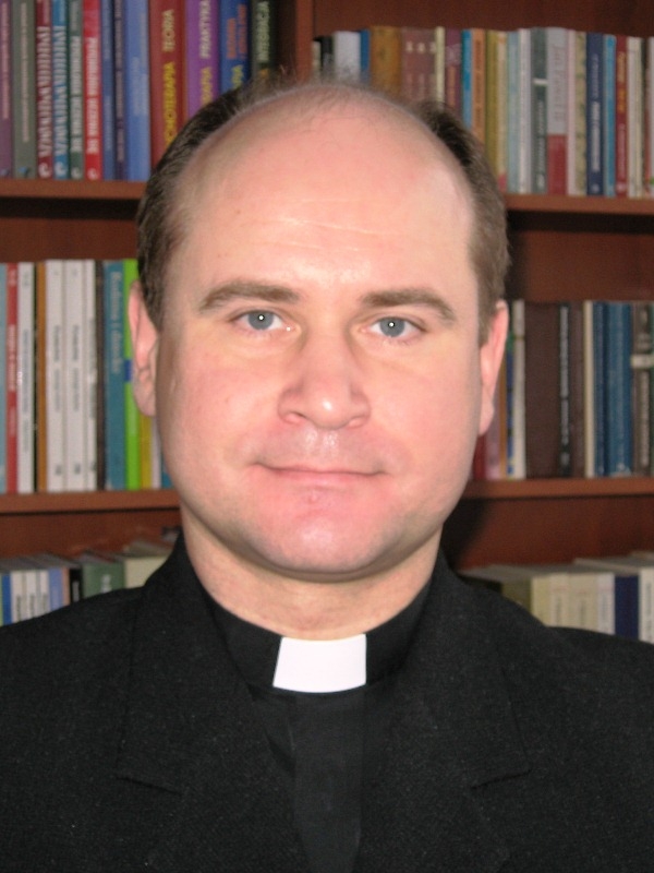 Opalach Cezary, ks. dr