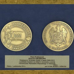 Piotr Obarek otrzymał Medal 15-lecia Uniwersytetu Warmińsko-Mazurskiego